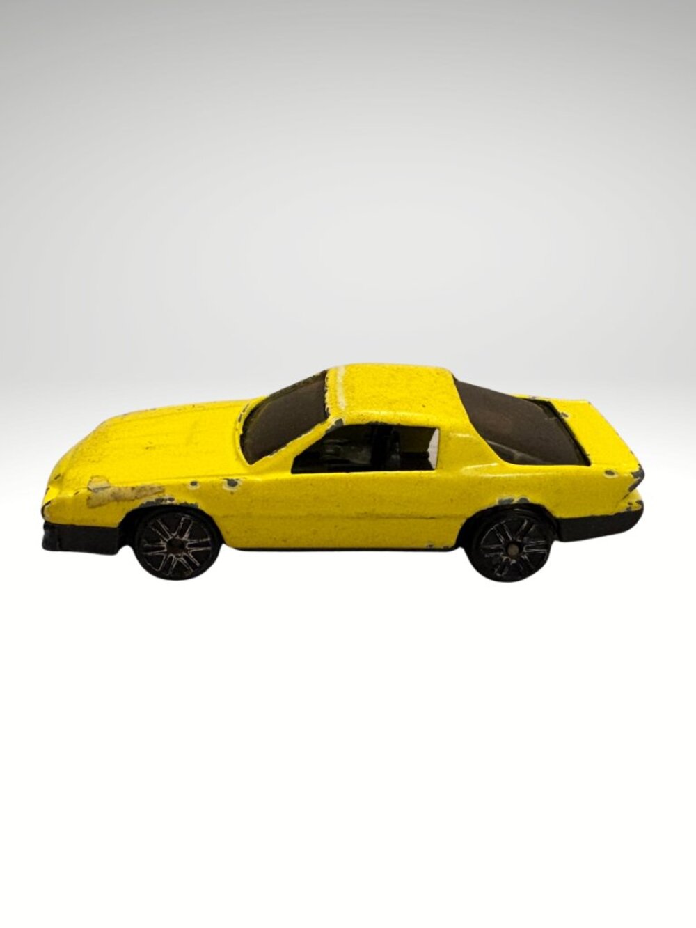 Yatming Chevrolet Camaro Z-28 #21 Yellow No. 801 Die Cast Toy Car (SKU: 235TO)